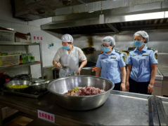 <b>选派营业驻点各考点供餐</b>